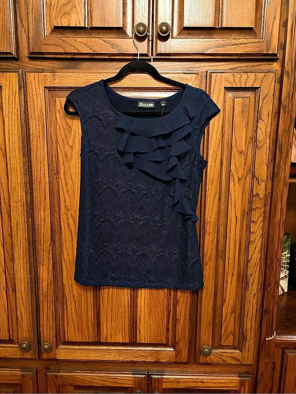 New York & Company Women's Ruffle Front Navy Blouse Small NWT